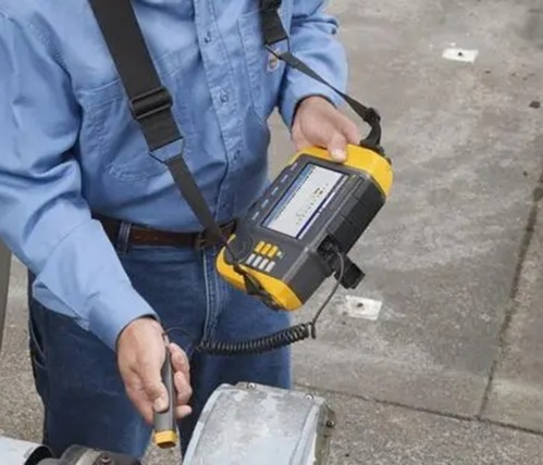 Fluke810振動診斷儀2.jpg